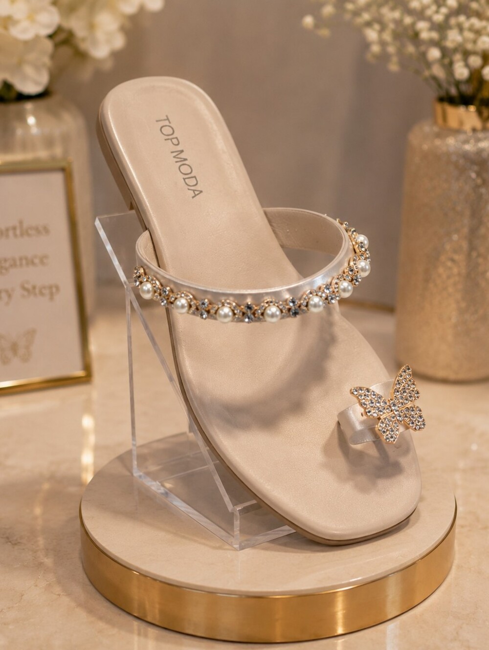 Top Moda Butterfly & Pearl Embellished Flat Sandals – Size 7.5 – New in Box